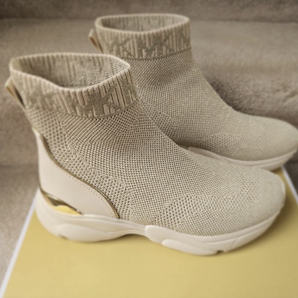 Michael Kors Katrina knit bootie